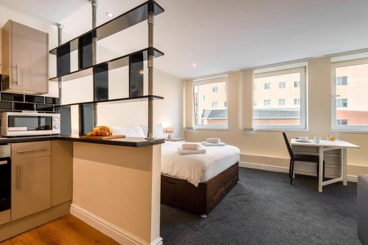 Modern & Bright Budget Studio In Central Doncaster Apartment ภายนอก รูปภาพ