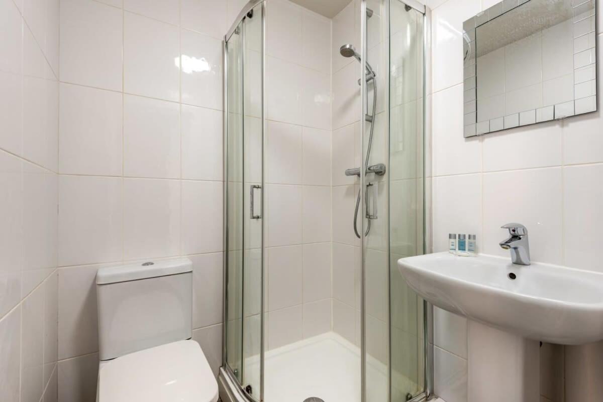 Modern & Bright Budget Studio In Central Doncaster Apartment ภายนอก รูปภาพ