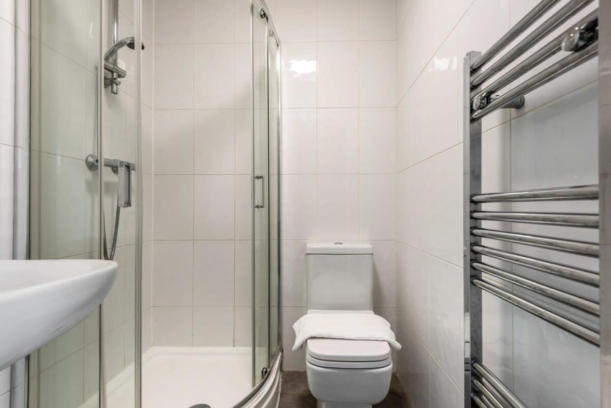 Modern & Bright Budget Studio In Central Doncaster Apartment ภายนอก รูปภาพ