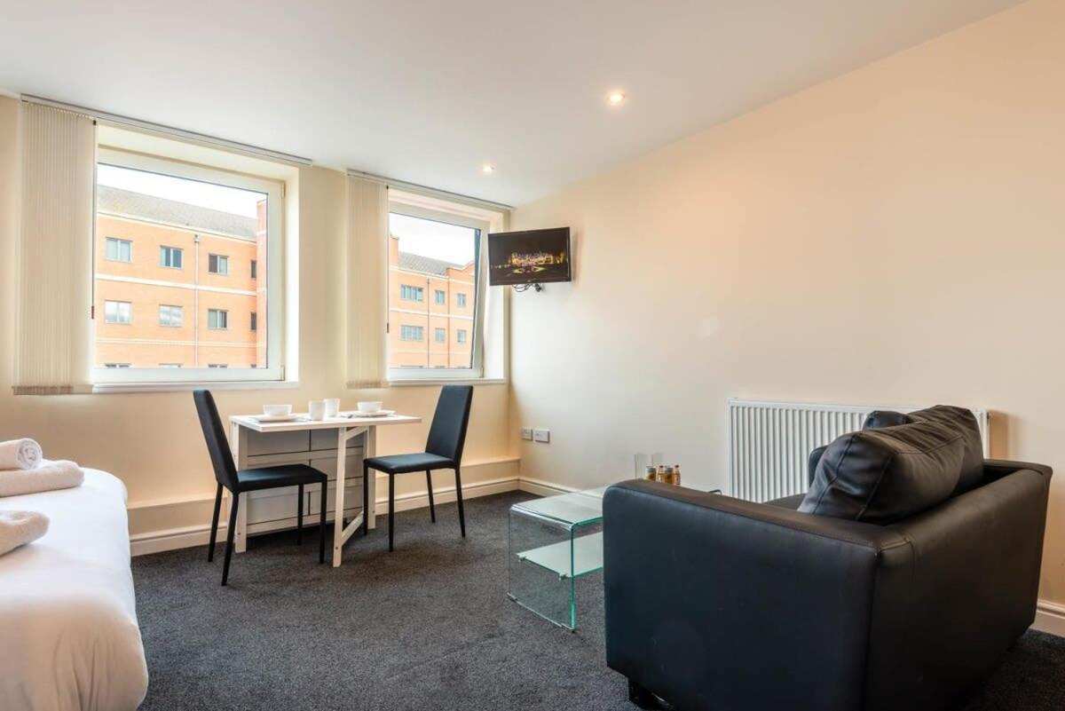 Modern & Bright Budget Studio In Central Doncaster Apartment ภายนอก รูปภาพ