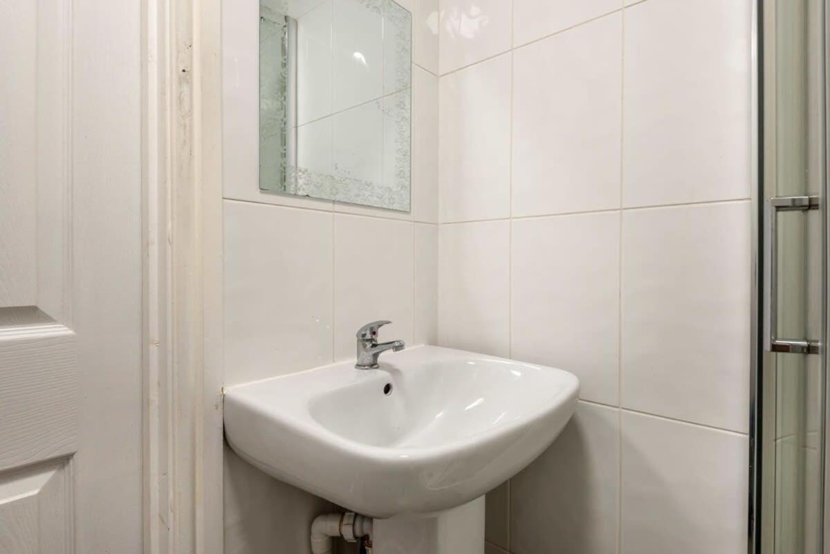 Modern & Bright Budget Studio In Central Doncaster Apartment ภายนอก รูปภาพ