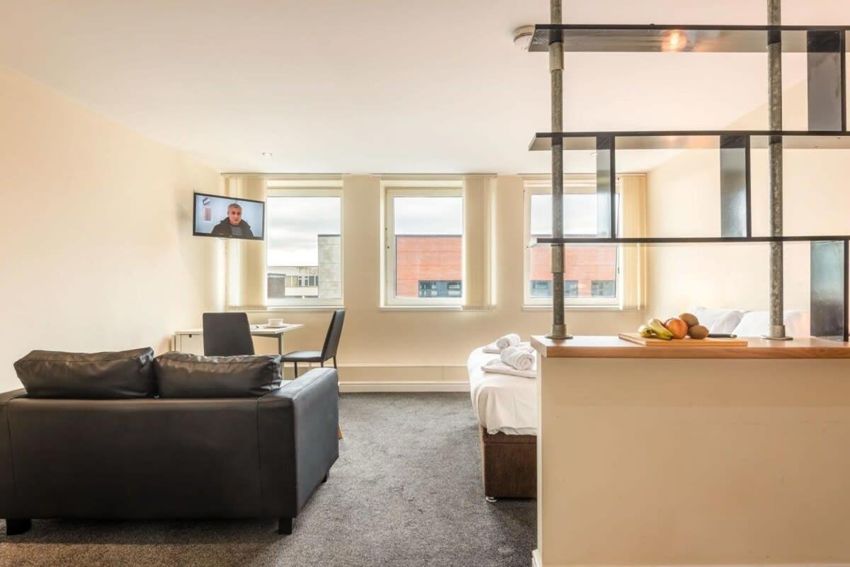 Modern & Bright Budget Studio In Central Doncaster Apartment ภายนอก รูปภาพ